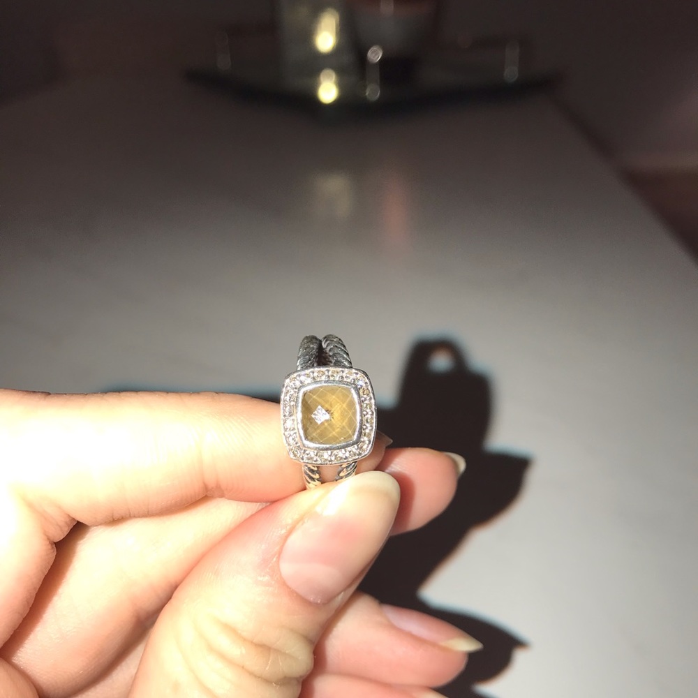 David Yurman Petite Albion Ring, size 6!